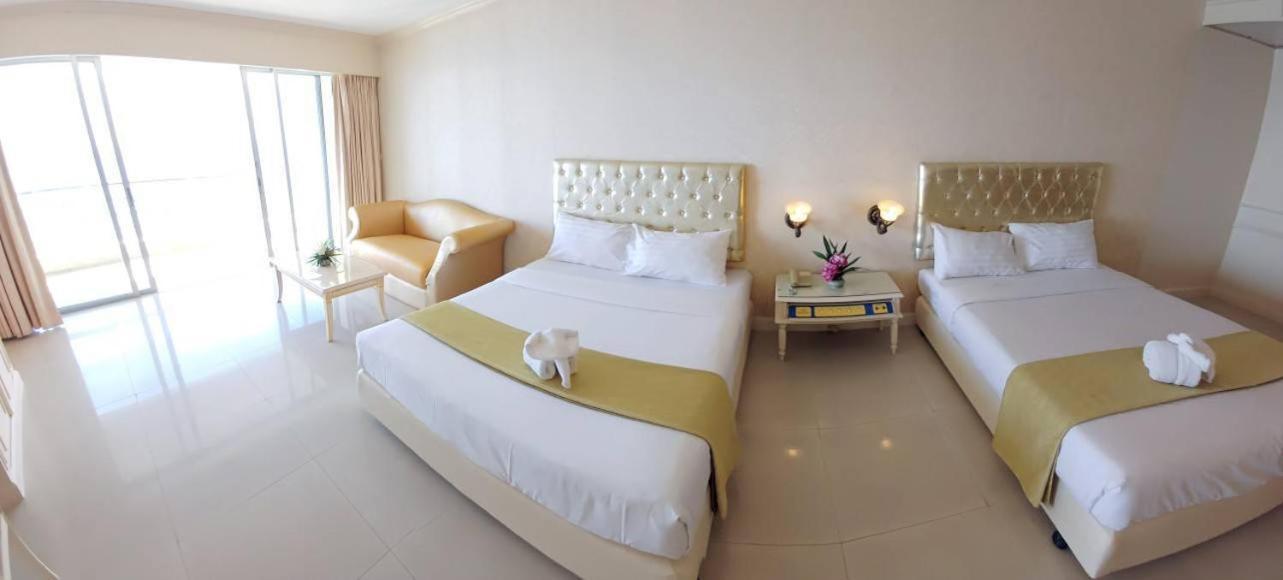 Adriatic Palace Hotel Pattaya Buitenkant foto