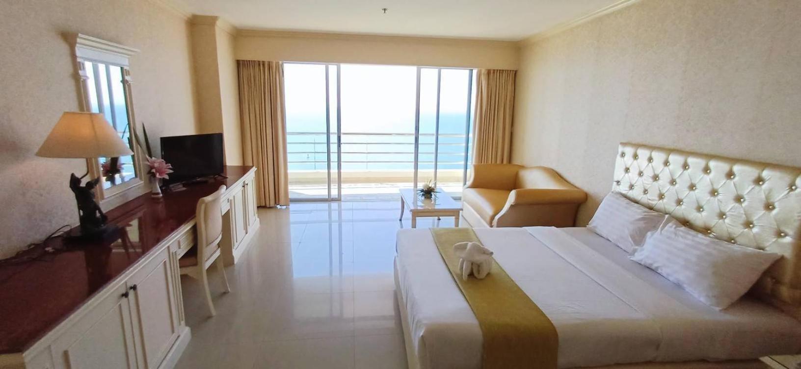 Adriatic Palace Hotel Pattaya Buitenkant foto