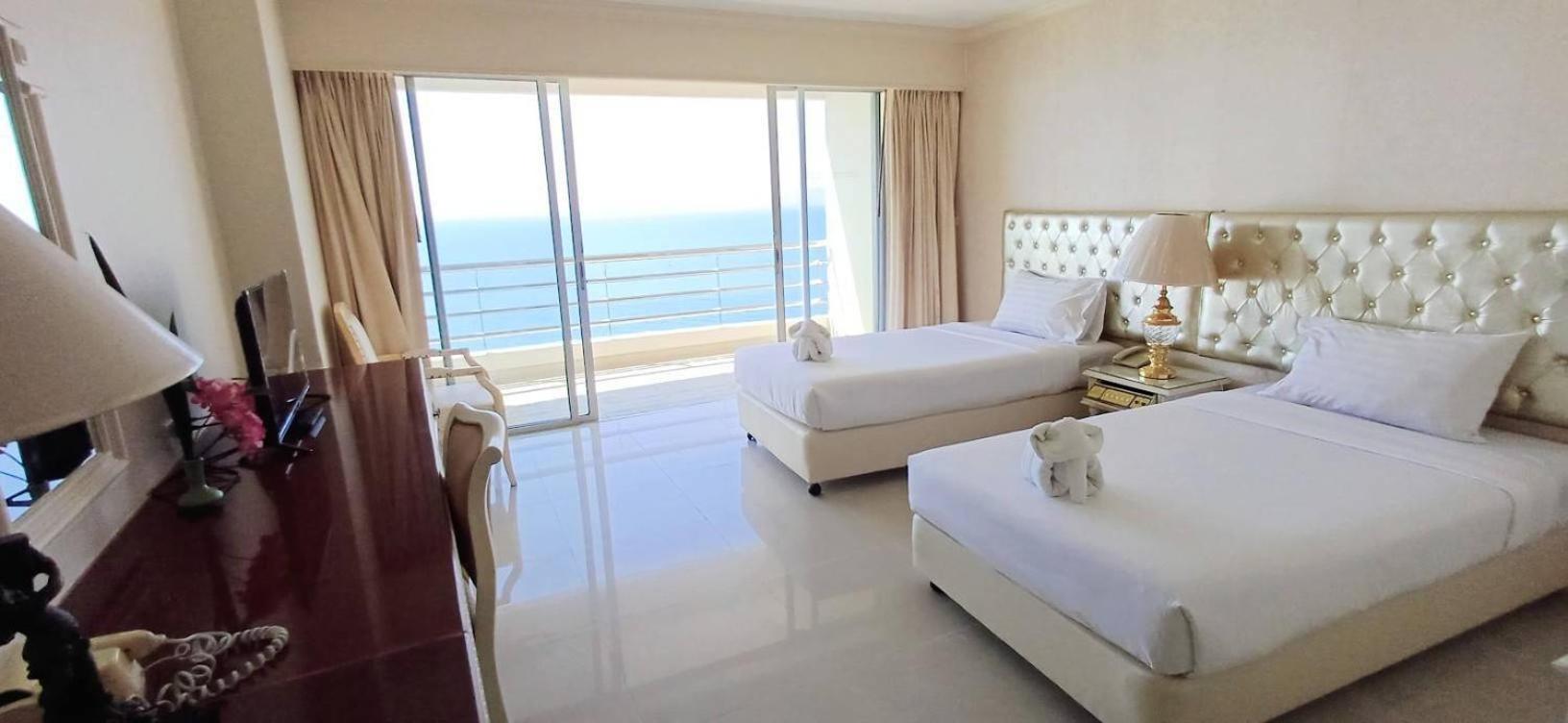 Adriatic Palace Hotel Pattaya Buitenkant foto
