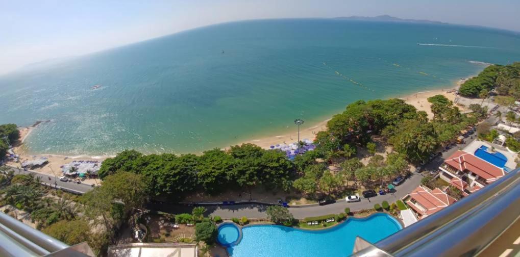 Adriatic Palace Hotel Pattaya Buitenkant foto