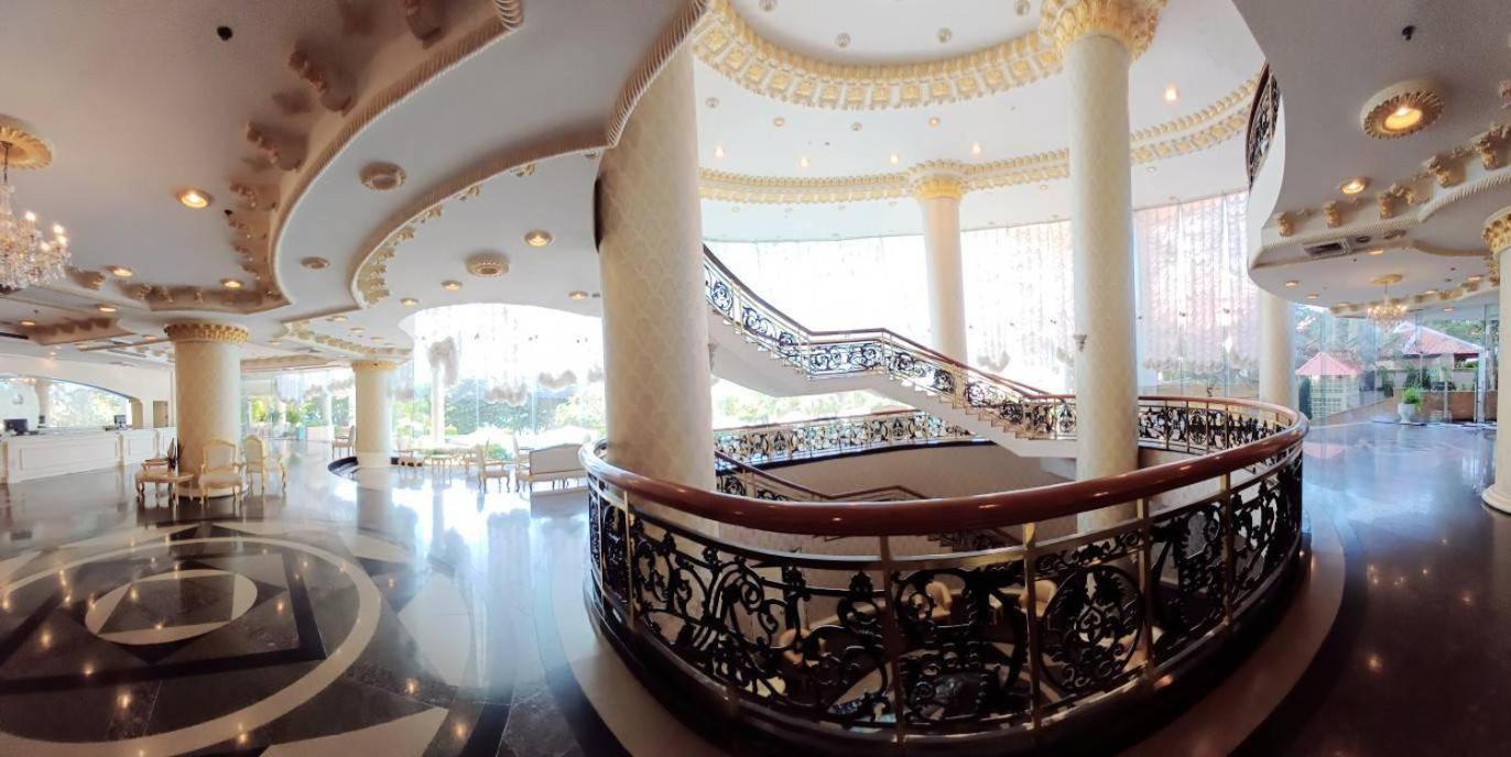 Adriatic Palace Hotel Pattaya Buitenkant foto