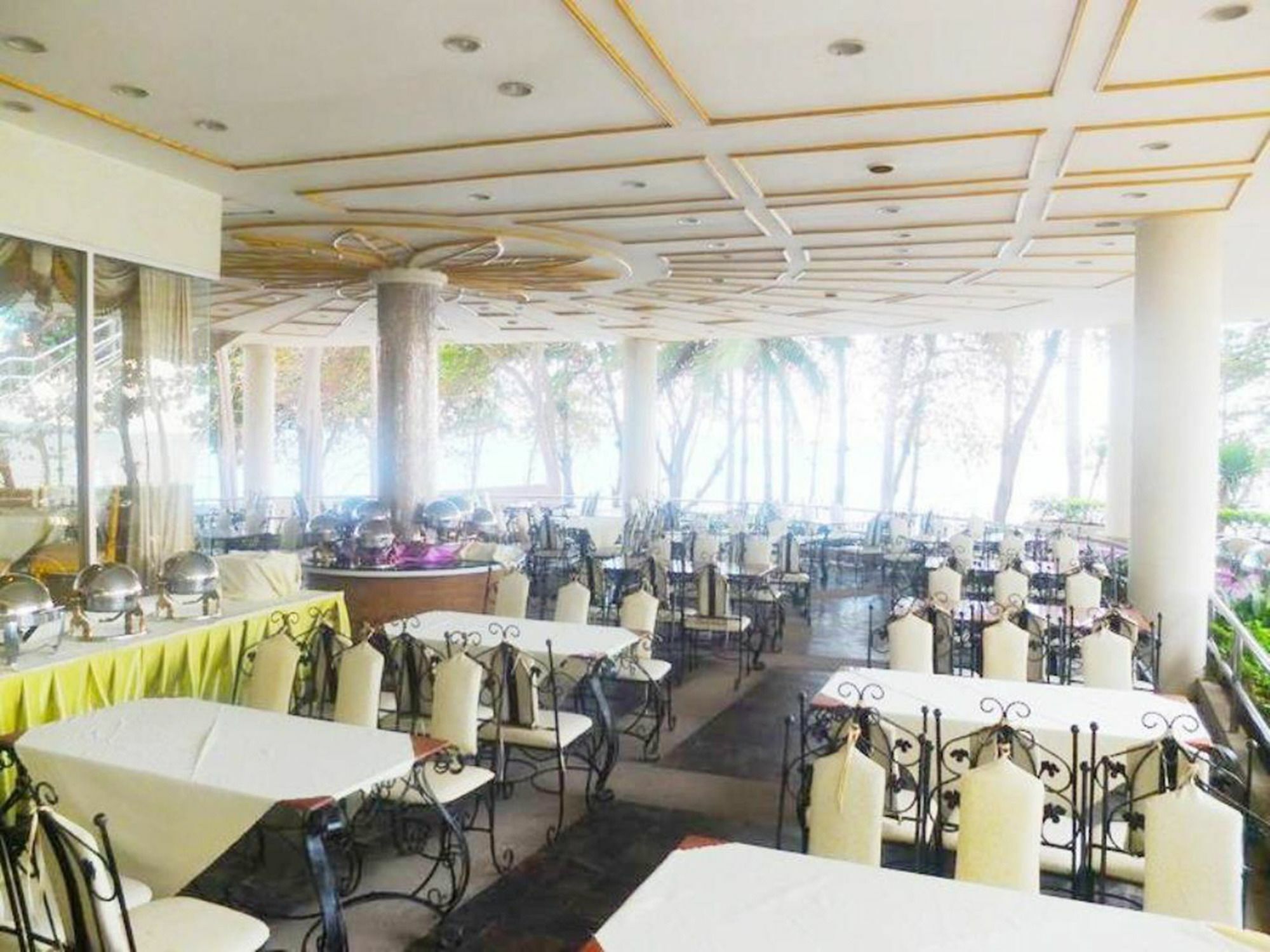 Adriatic Palace Hotel Pattaya Buitenkant foto
