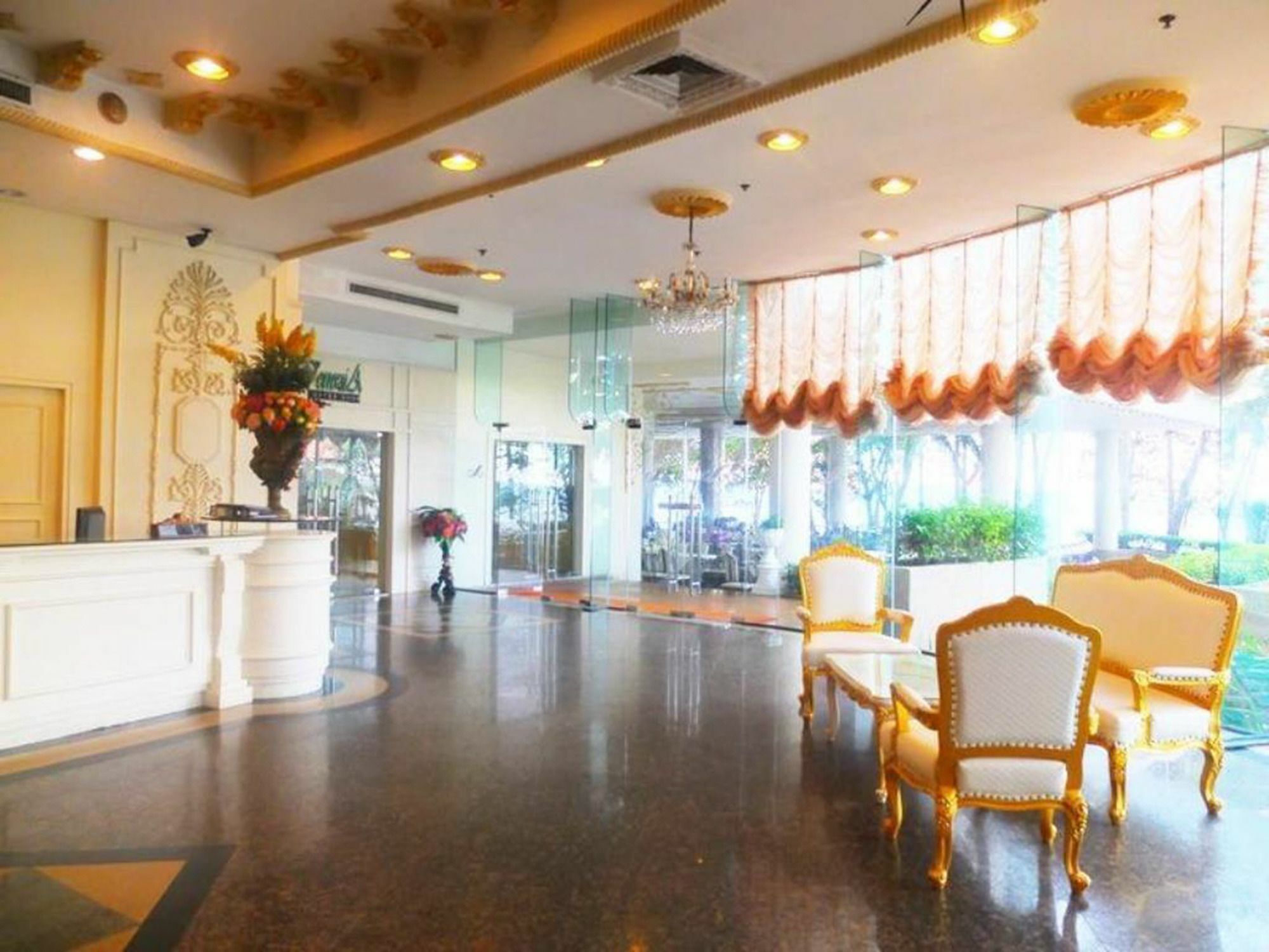 Adriatic Palace Hotel Pattaya Buitenkant foto